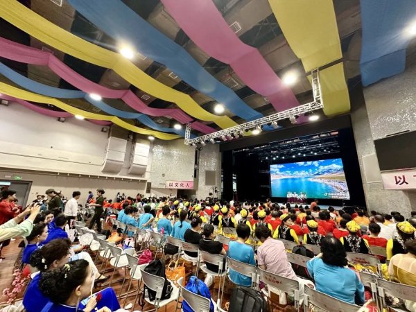 泽峰资本 20余支队伍同台！省首届中老年才艺汇演（中山赛区）走进火炬